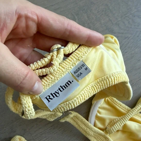 Yellow Bikini Set - Size M/L - Picture 5 of 5